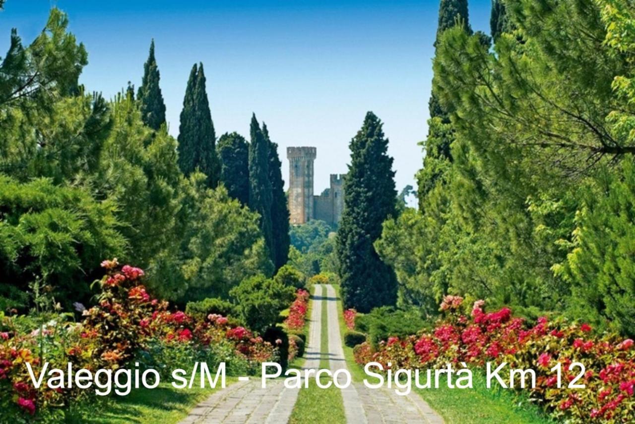 Appartamento "Il Vicolo" Peschiera del Garda Luaran gambar