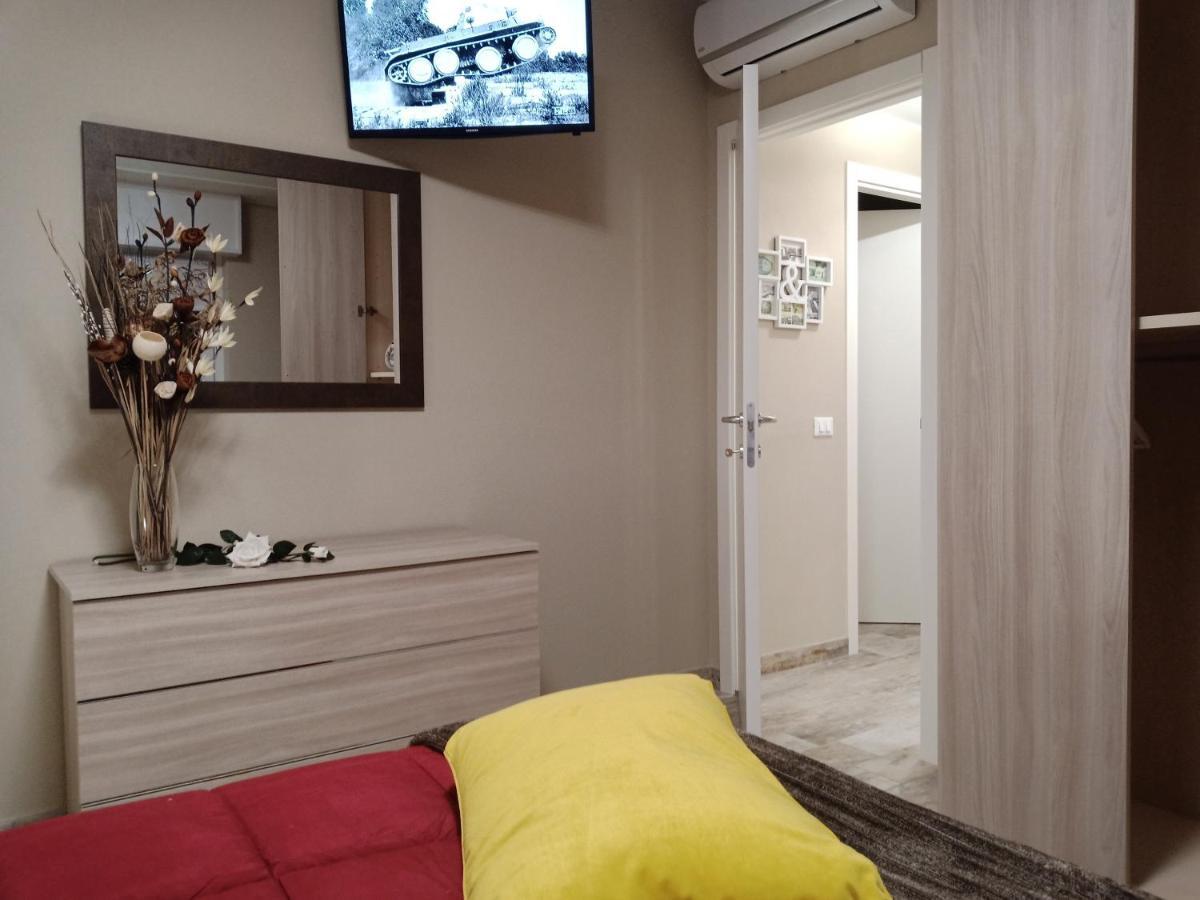 Appartamento "Il Vicolo" Peschiera del Garda Luaran gambar