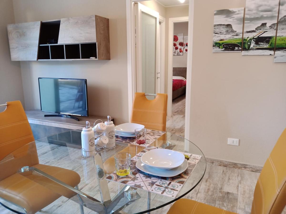 Appartamento "Il Vicolo" Peschiera del Garda Luaran gambar
